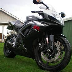 Suzuki GSX-R 750 K7