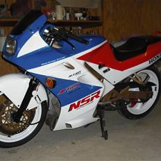 Honda nsr 125