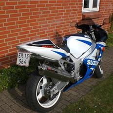 Suzuki GSXR 750