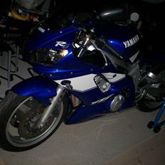 Yamaha R6 YZF *Solgt*