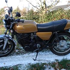 Yamaha XS 750