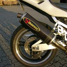 Suzuki GSXR 750 solgt