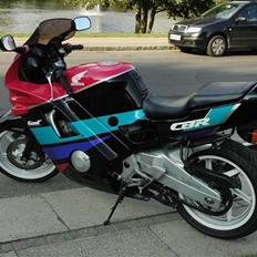 Honda CBR 600 f2