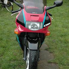 Honda CBR 600 f2