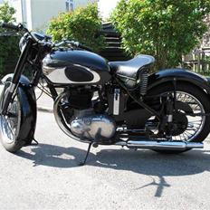 BSA Golden Flash (SOLGT)