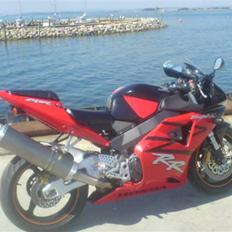 Honda CBR 954 RR fireblade