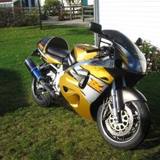 Suzuki gsx-r 750
