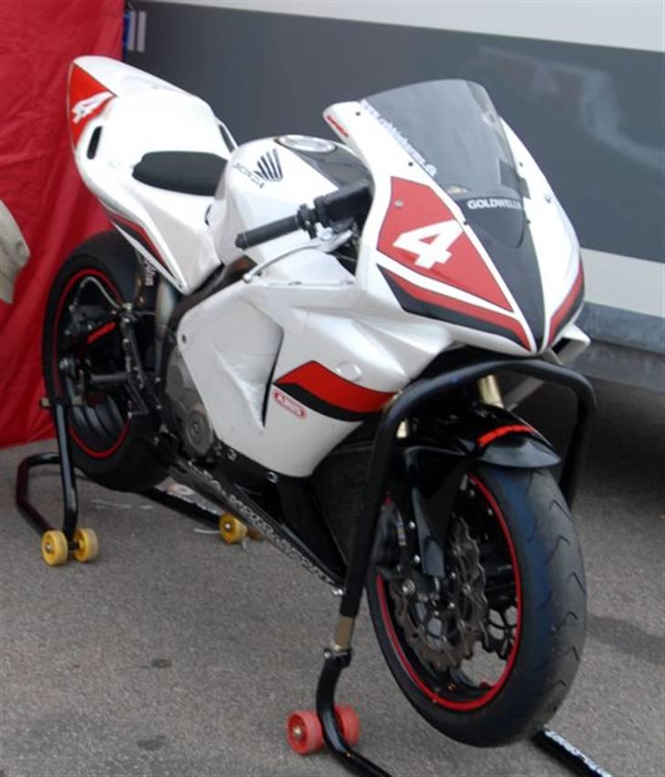 Honda CBR 600 RR billede 1