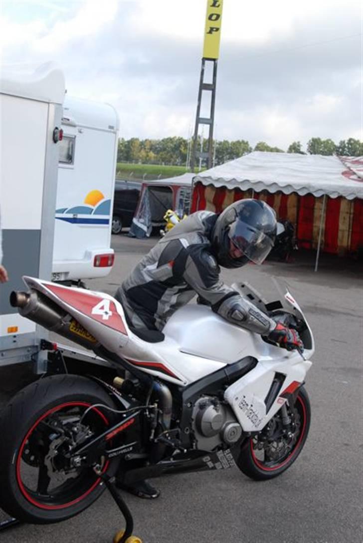 Honda CBR 600 RR billede 14