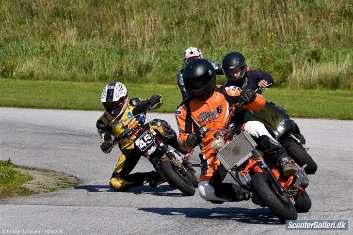 Honda pro circuit custom #45 - MIG DER ER TIL ET SCOOTER TRAF DET VAR DA MEGET SJOVT (: MEN NÅJJJ HVOR ER NOGEN AF DEM LANG SOMMEN!!! (: billede 19