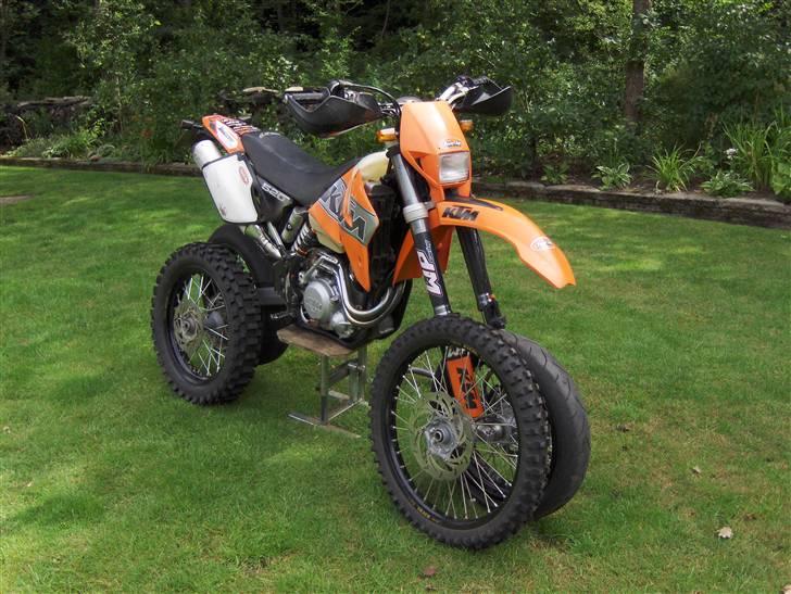 KTM EXC 520 -SOLGT- - Linet op med begge fælge.... billede 5