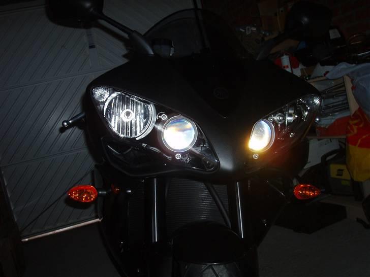 Yamaha YZF-R1 billede 3