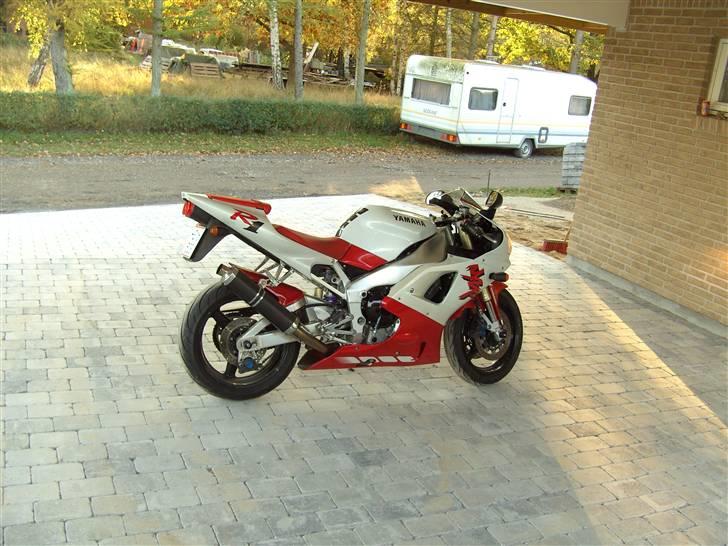 Yamaha YZF R1(SOLGT) billede 8