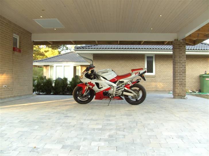 Yamaha YZF R1(SOLGT) billede 9