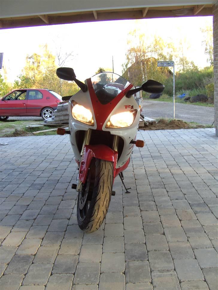 Yamaha YZF R1(SOLGT) billede 11