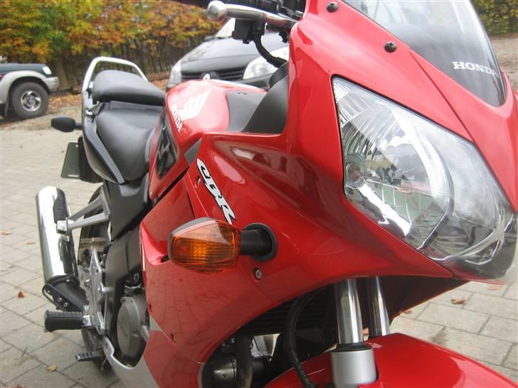 Honda CBR 125 R   **SOLGT** billede 1
