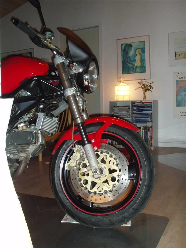 Ducati Monster 900 billede 3