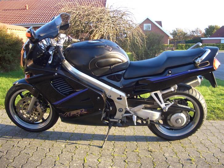 Honda VFR 750 - SOLGT - MC klar til vinteropbevaring - 11/2008 billede 8
