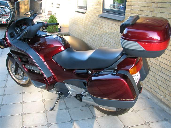 Honda ST 1100 Pan European billede 2