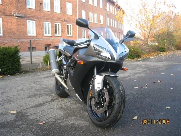 Yamaha yzf r1  billede 5