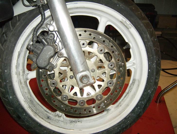 Honda CBR400RR billede 12