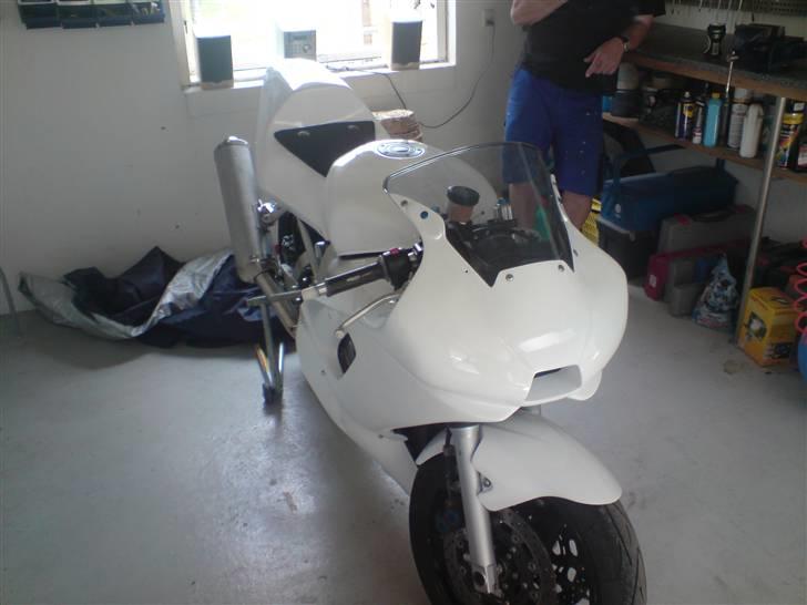 Yamaha R6 (solgt) billede 2