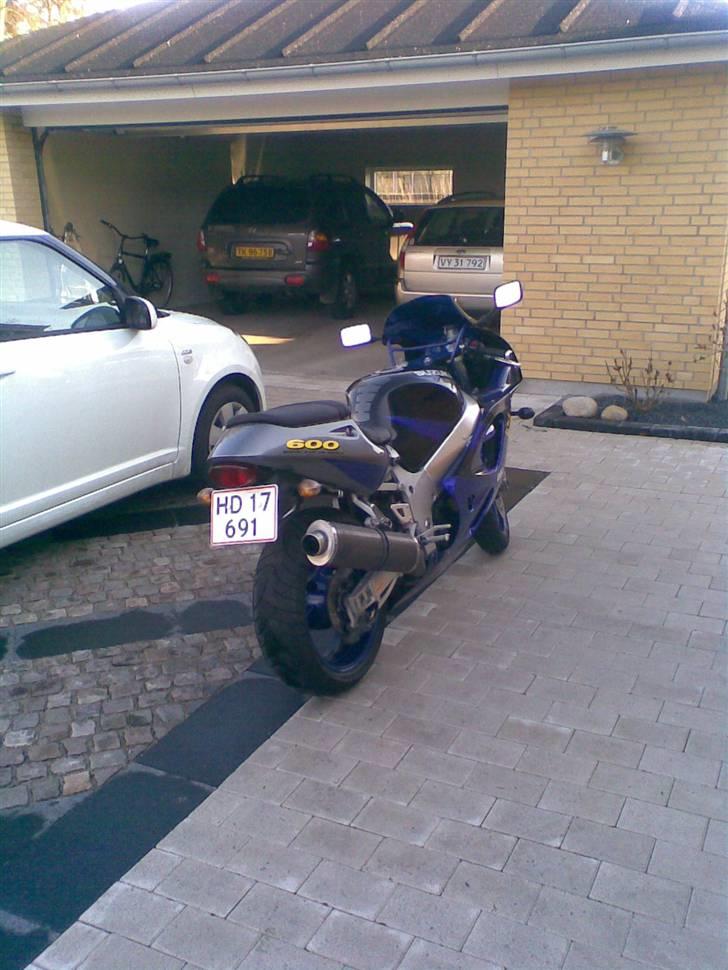 Suzuki gsxr 600  (SOLGT) billede 14