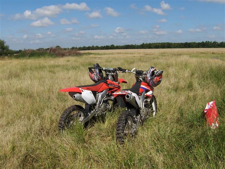 Honda crf 450 - to flotte hondaer en søndag på heden billede 17
