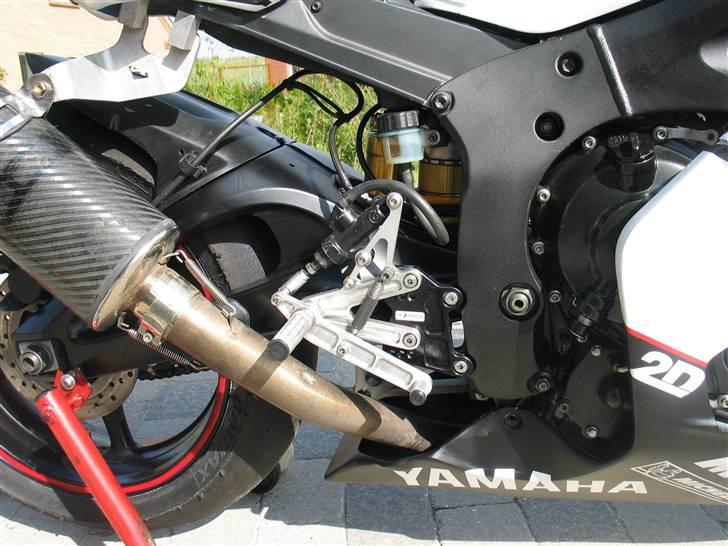 Yamaha R6 Baneged billede 3