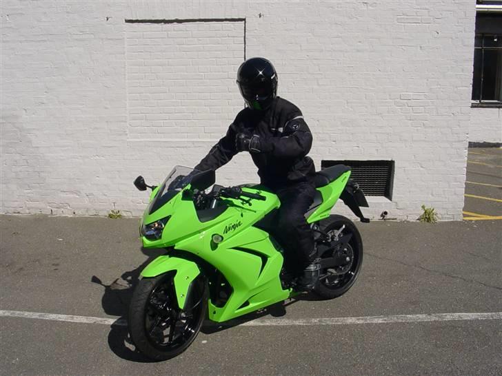 Kawasaki Ninja 250R billede 6