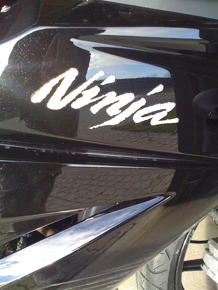 Kawasaki Ninja 250r *Solgt* - Ninja 250r billede 8