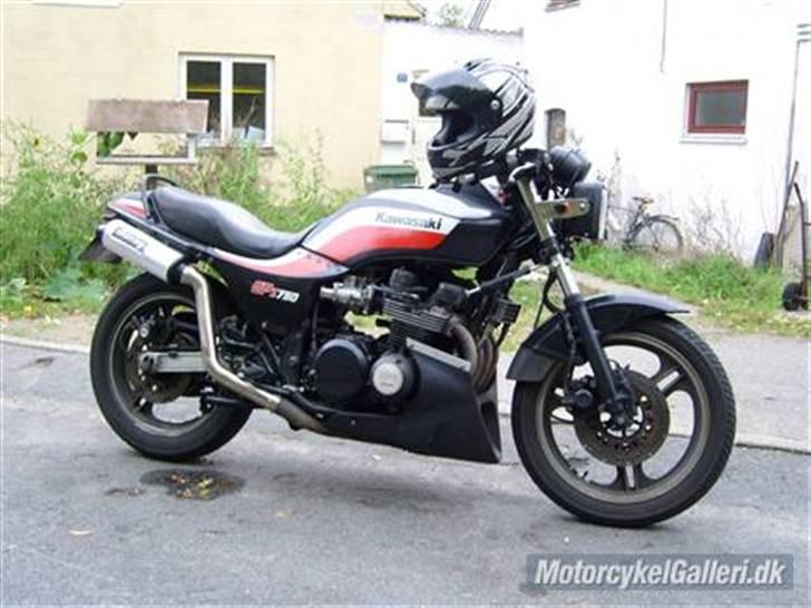 Kawasaki gpz 750 projekt  - gpz750 billede 1