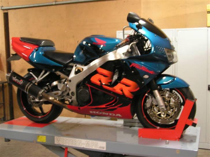Honda CBR 900 fireblade (solgt) billede 1