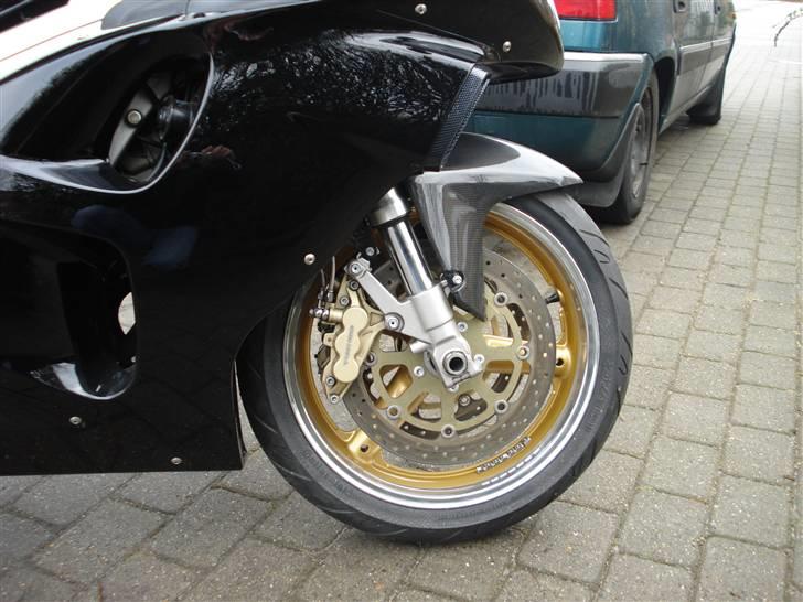 Suzuki TL 1000 R  SOLGT billede 5