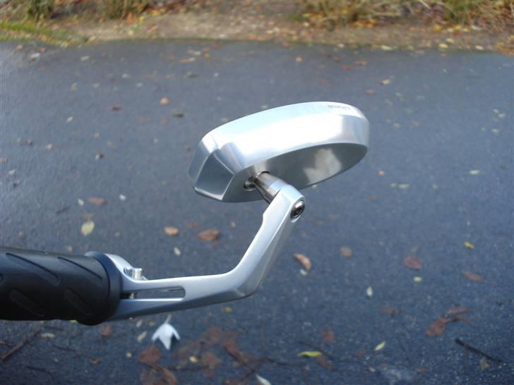 Suzuki TL 1000 R  SOLGT billede 7