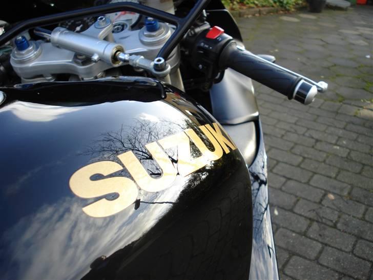 Suzuki TL 1000 R  SOLGT billede 10