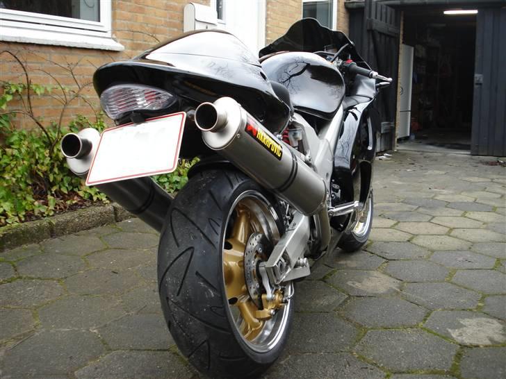 Suzuki TL 1000 R  SOLGT billede 15