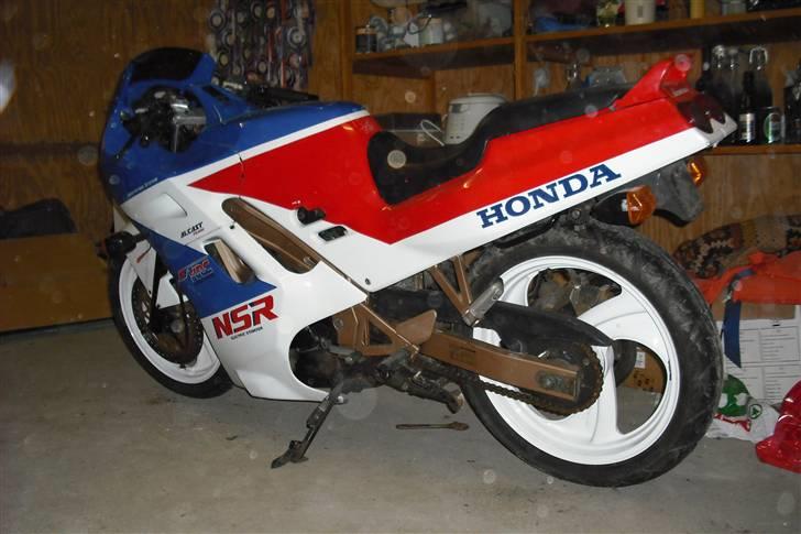 Honda nsr 125 billede 2