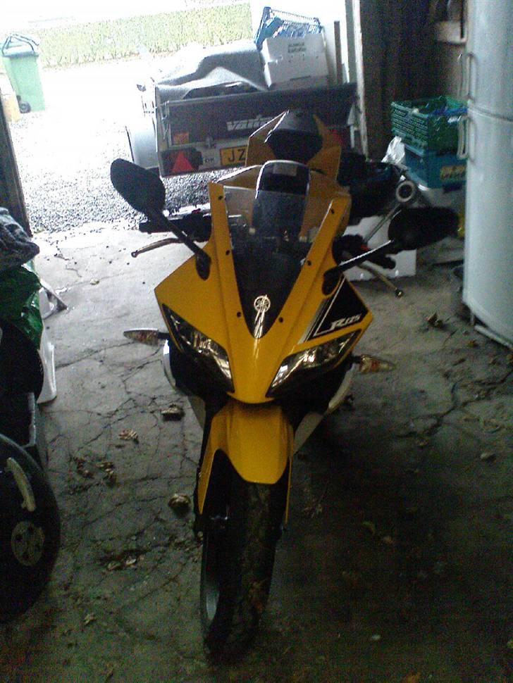 Yamaha YZF r125 billede 5