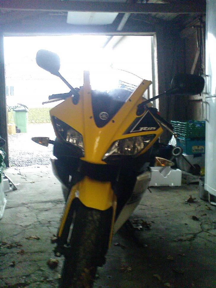 Yamaha YZF r125 billede 6