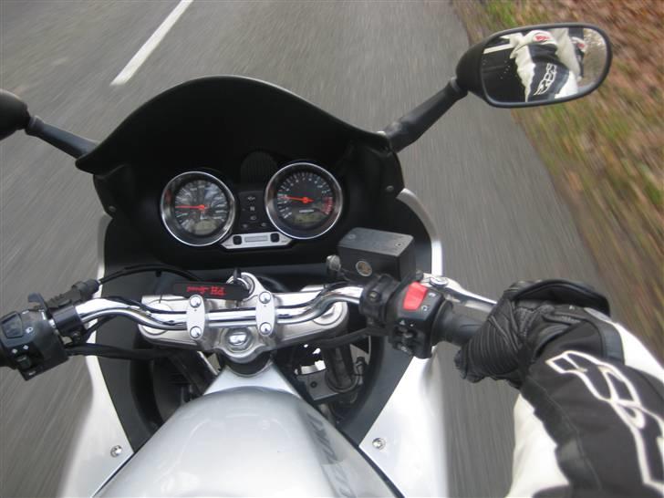 Suzuki gsf 600 s( SOLGT) billede 5