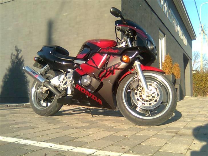 Honda CBR 400 fireblade(solgt)  billede 13