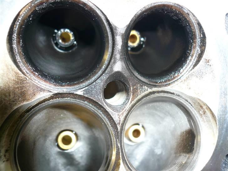 Suzuki Hayabusa - portet og 1 mm større ventiler billede 9