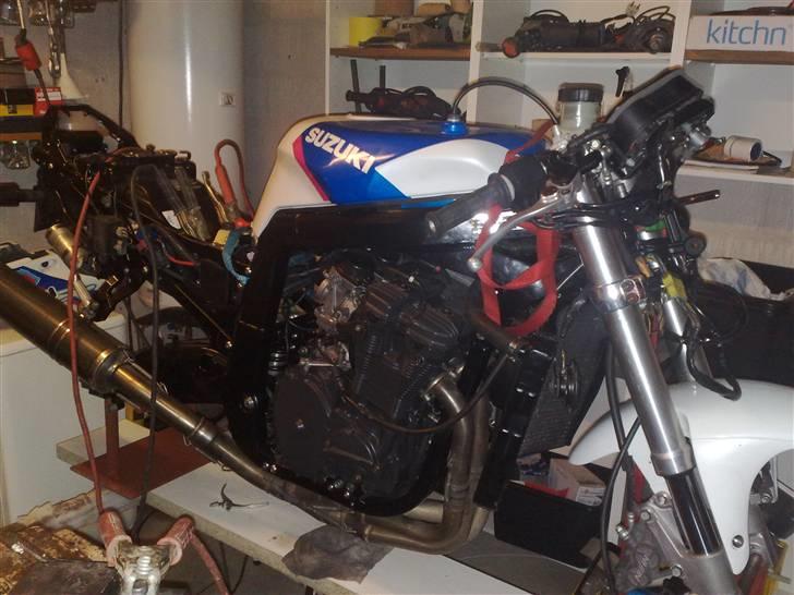 Suzuki gsxr 750w billede 9