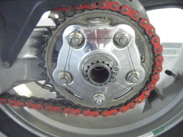 Ducati 996' - Nusset med polermaskinen billede 17