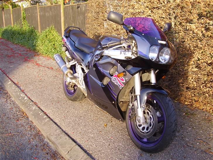 Suzuki GSX-R 1100 W billede 9