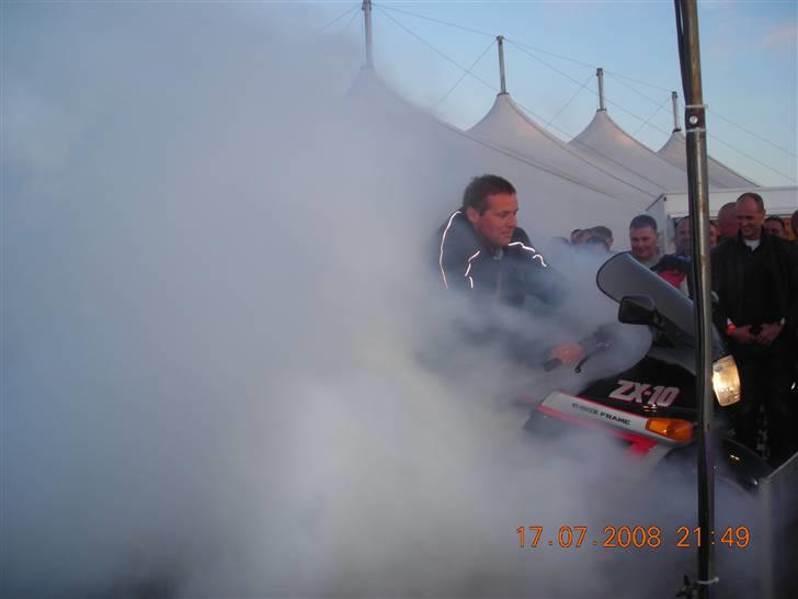 Kawasaki zx10 - det var det her der satte gang i hele ombygningen  billede 3