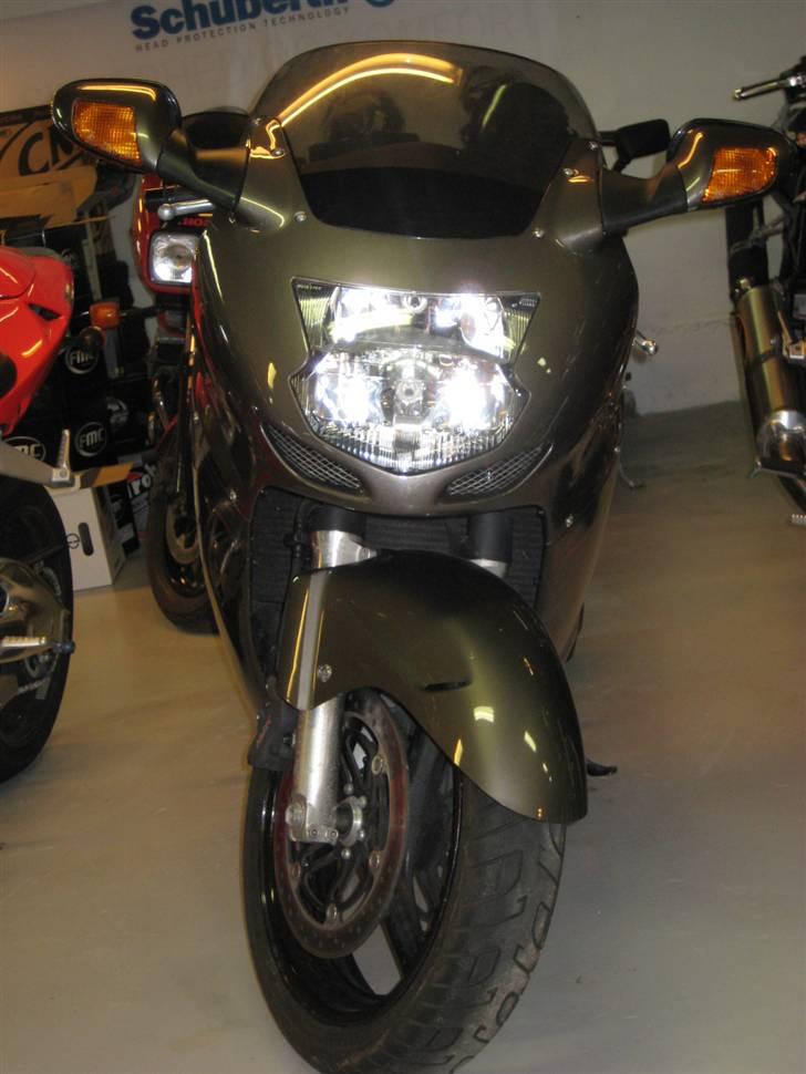 Honda CBR 1100 XX Blackbird billede 2