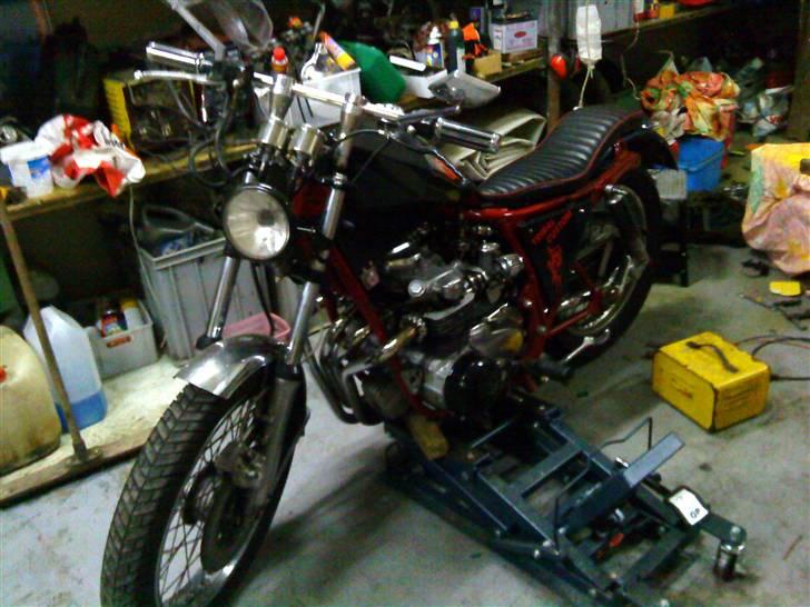 Honda CB 500/550 Custom SOLGT - Så sker der endelig noget i eget værksted billede 10