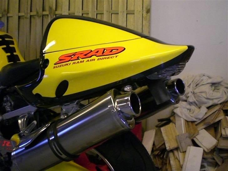 Suzuki TL1000R  *SOLGT* - Så kom baglygten lige lidt længere ind under kåben, så mangler jeg bare pladen c",) billede 17